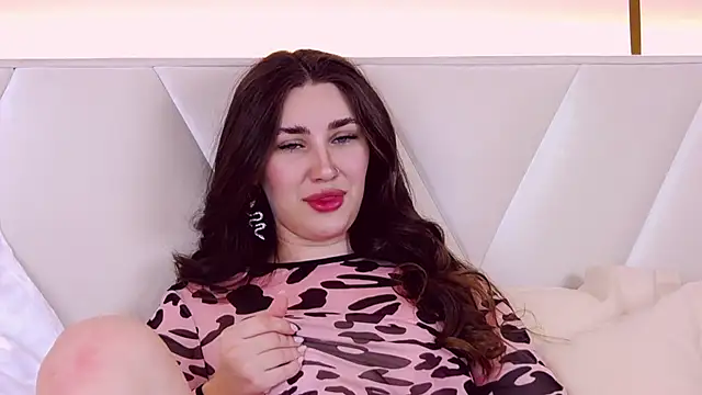 Snapshot of KiraBarlows chatting on February 28, 2025, 1:47 am KiraBarlows online show from February 28, 2025, 1:47 am