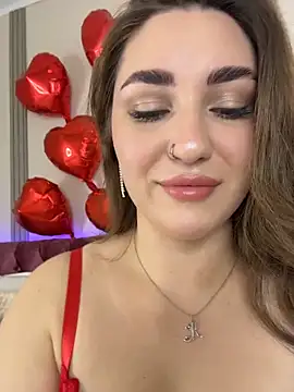 KiraBarlows online show from February 19, 2026, 8:39 pm