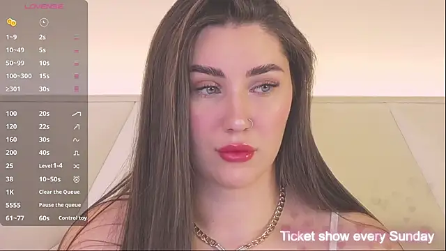 Snapshot of KiraBarlows chatting on September 18, 2025, 8:23 pm KiraBarlows online show from September 18, 2025, 8:23 pm