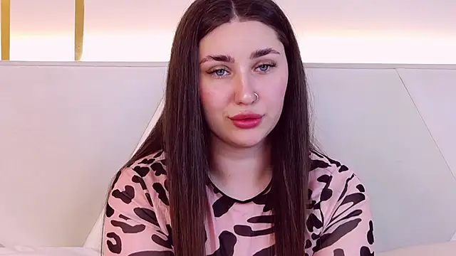 Snapshot of KiraBarlows chatting on March 6, 2025, 1:05 am KiraBarlows online show from March 6, 2025, 1:05 am