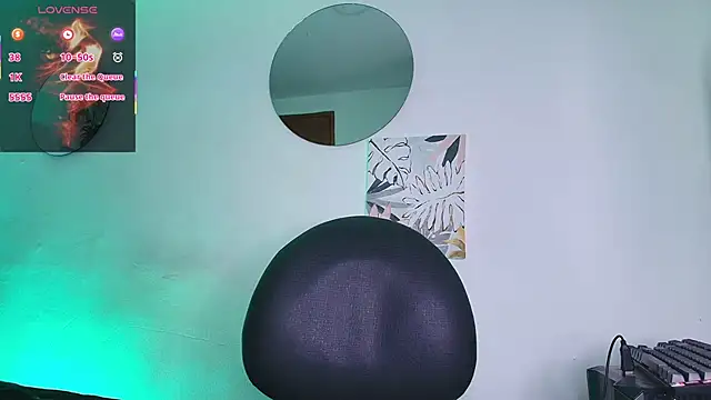 Snapshot of wolfandsky chatting on February 24, 2026, 11:55 am wolfandsky online show from February 24, 2026, 11:55 am