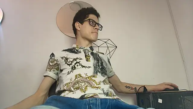 Snapshot of wolfandsky chatting on October 22, 2025, 11:53 am wolfandsky online show from October 22, 2025, 11:53 am