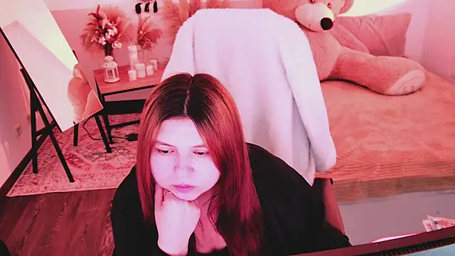 DiaAngell online show from April 20, 2026, 8:32 pm