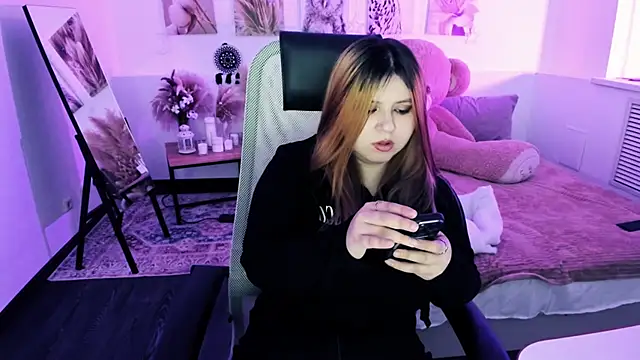 DiaAngell online show from April 29, 2026, 5:30 pm