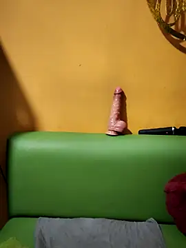 ilonna2025 online show from April 3, 2026, 10:38 pm