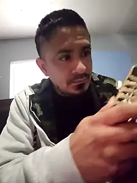 Snapshot of Burrrucecold00 chatting on February 13, 2025, 9:49 pm Burrrucecold00 online show from February 13, 2025, 9:49 pm