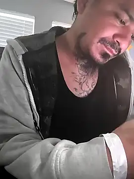 Snapshot of Burrrucecold00 chatting on February 22, 2025, 9:48 pm Burrrucecold00 online show from February 22, 2025, 9:48 pm