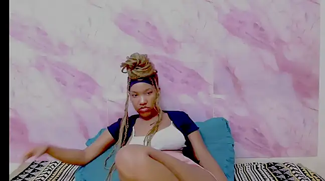 EroticSexyPrada online show from February 23, 2025, 1:13 am