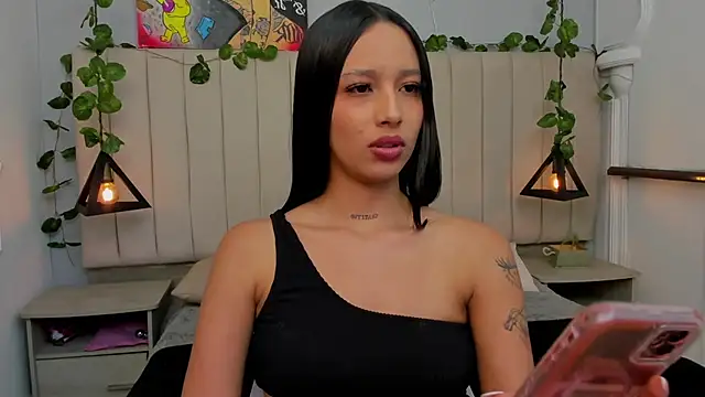 Snapshot of Paulina_Lopezz chatting on November 11, 2025, 9:31 pm Paulina Lopezz online show from November 11, 2025, 9:31 pm