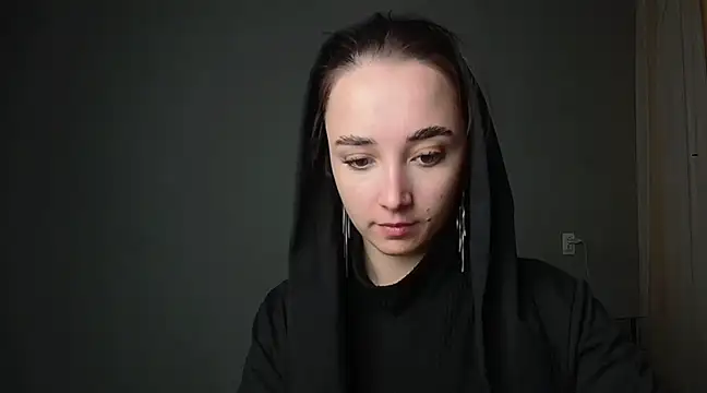 Eva Gloryy online show from February 21, 2025, 4:05 pm