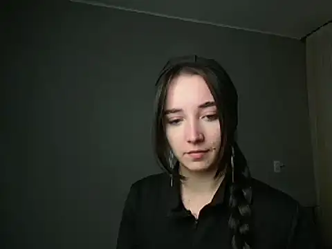 Eva Gloryy online show from February 25, 2025, 8:21 pm