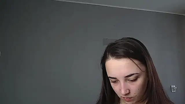 Eva Gloryy online show from March 15, 2026, 9:38 am