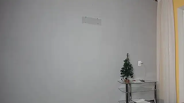 Eva Gloryy online show from February 13, 2025, 8:45 pm