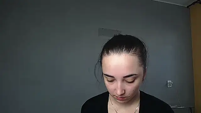 Eva Gloryy online show from March 26, 2026, 9:29 am