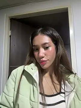 zoe storm online show from February 26, 2025, 3:03 am