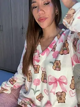 zoe storm online show from March 11, 2026, 12:37 am