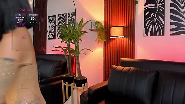 Georgina caruso online show from November 10, 2025, 10:04 pm