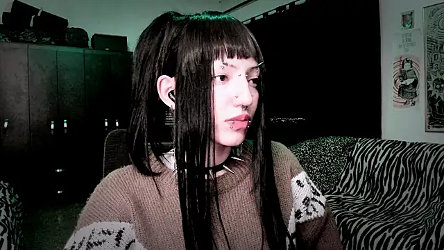 roxy toxic online show from March 3, 2026, 1:12 am