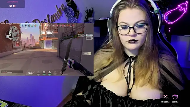 EveBaker04 online show from October 20, 2025, 12:17 pm