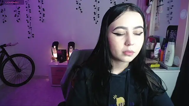 Snapshot of _codeline chatting on February 25, 2026, 3:18 am codeline online show from February 25, 2026, 3:18 am