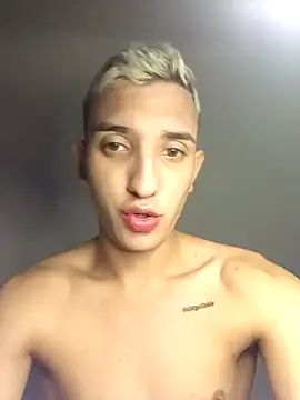 Snapshot of manu_stiv chatting on October 7, 2025, 10:27 am manu stiv online show from October 7, 2025, 10:27 am