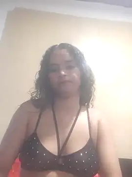 Snapshot of oejidbeh chatting on January 17, 2025, 9:39 pm oejidbeh online show from January 17, 2025, 9:39 pm