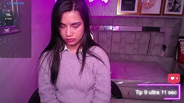 Skye Little v online show from February 12, 2025, 2:10 pm