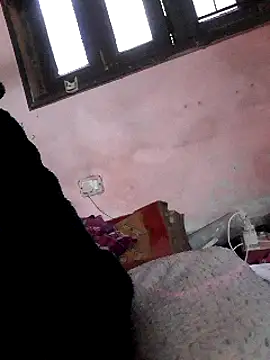 MMEENAJII online show from January 17, 2025, 10:11 am