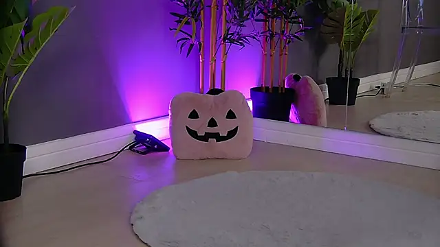 PatriciaSpice online show from November 6, 2025, 5:33 am