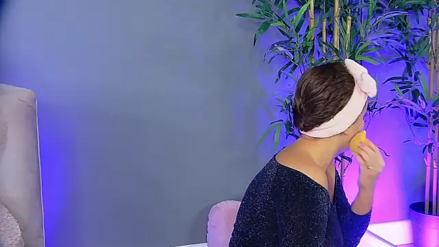 PatriciaSpice online show from November 14, 2025, 5:33 am