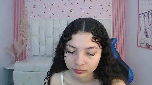 shalon diaz s online show from October 20, 2025, 1:33 pm