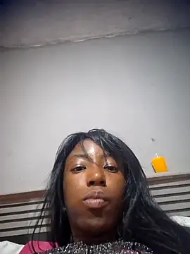 Snapshot of melangelo17 chatting on December 1, 2025, 4:52 pm melangelo17 online show from December 1, 2025, 4:52 pm