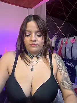 Snapshot of victoria__floyd chatting on February 14, 2026, 12:38 pm victoria floyd online show from February 14, 2026, 12:38 pm