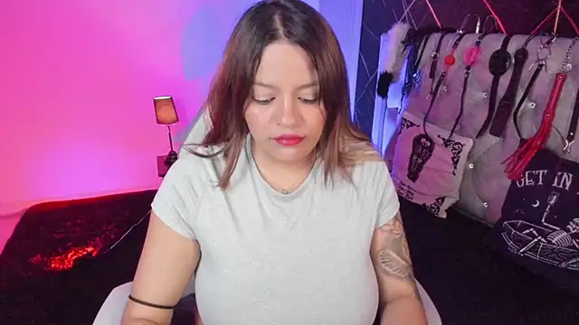Snapshot of victoria__floyd chatting on April 21, 2026, 8:59 pm victoria floyd online show from April 21, 2026, 8:59 pm