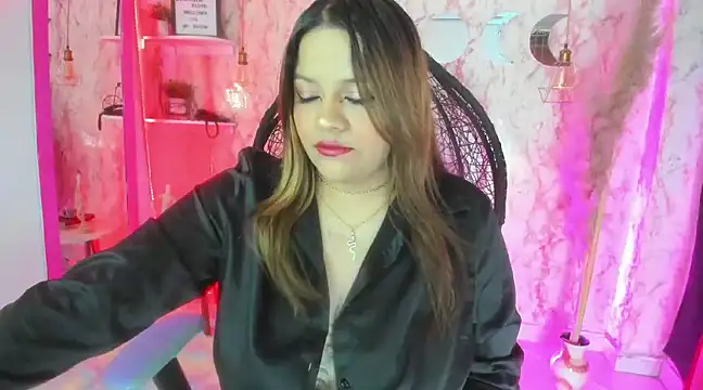 victoria  floyd online show from February 15, 2025, 11:17 am