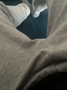 dadbodevil online show from November 14, 2025, 11:14 am