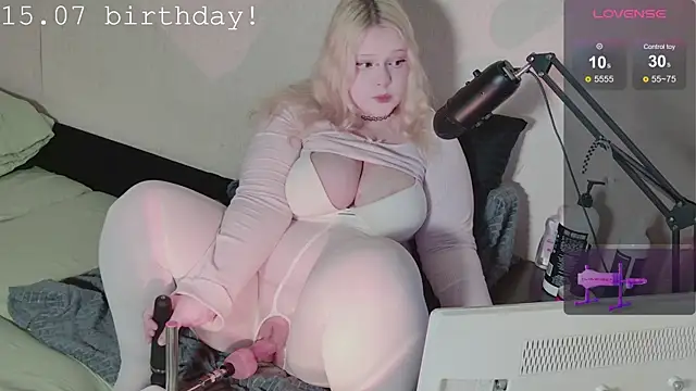 Electro doll online show from July 9, 2026, 10:20 pm