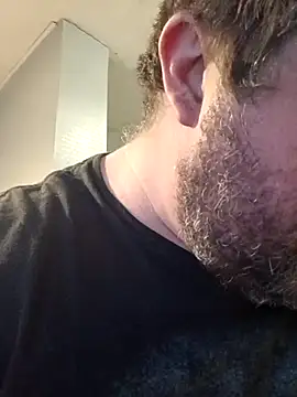 Rcraigue4 online show from November 11, 2025, 9:20 pm