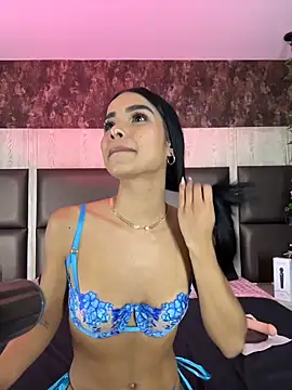 Bella Smiith  online show from December 5, 2025, 7:55 pm