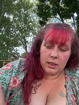 Snapshot of DoobieTrippin420 chatting on September 10, 2025, 11:04 pm DoobieTrippin420 online show from September 10, 2025, 11:04 pm