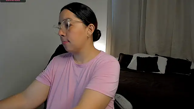 Snapshot of brithany_olson25 chatting on October 22, 2025, 12:59 pm brithany olson25 online show from October 22, 2025, 12:59 pm