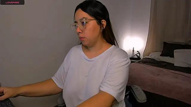 Snapshot of brithany_olson25 chatting on October 14, 2025, 12:50 pm brithany olson25 online show from October 14, 2025, 12:50 pm