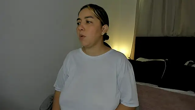 brithany olson25 online show from February 7, 2026, 5:10 pm