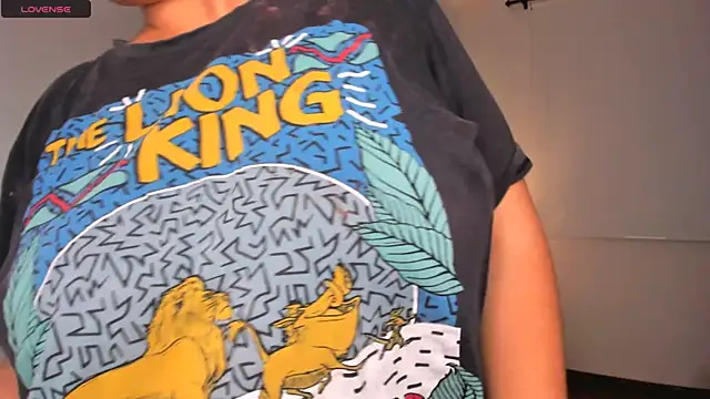 Snapshot of brithany_olson25 chatting on February 25, 2025, 11:54 am brithany olson25 online show from February 25, 2025, 11:54 am