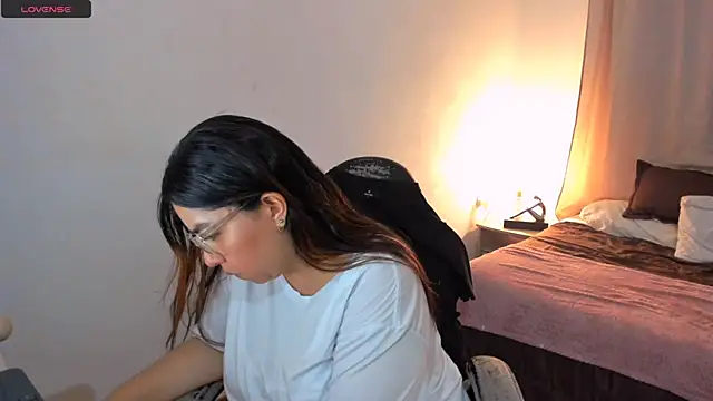 Snapshot of brithany_olson25 chatting on October 15, 2025, 12:53 am brithany olson25 online show from October 15, 2025, 12:53 am