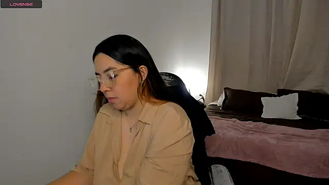 Snapshot of brithany_olson25 chatting on November 9, 2025, 7:29 pm brithany olson25 online show from November 9, 2025, 7:29 pm