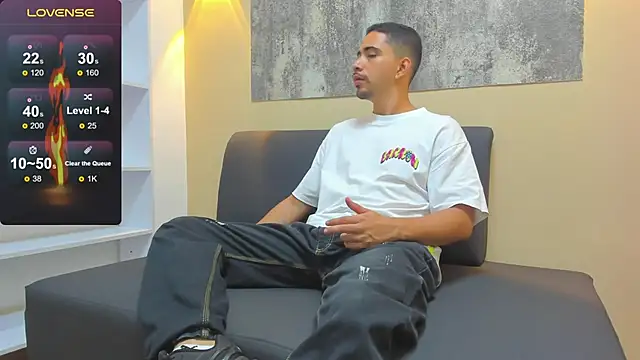 Snapshot of RYAN_PATERSON chatting on November 14, 2025, 1:15 pm RYAN PATERSON online show from November 14, 2025, 1:15 pm