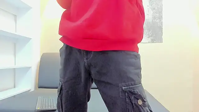 Snapshot of RYAN_PATERSON chatting on November 7, 2025, 12:53 pm RYAN PATERSON online show from November 7, 2025, 12:53 pm