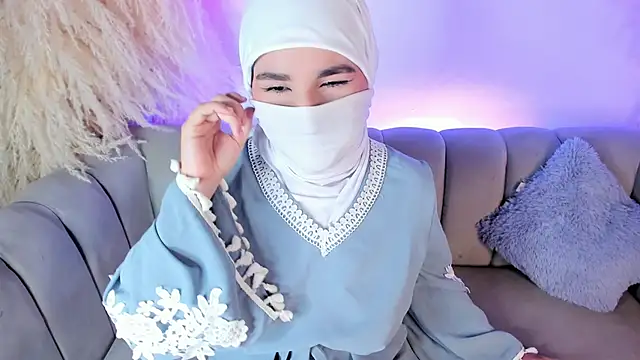 Ayha khalaf online show from February 24, 2025, 3:33 am