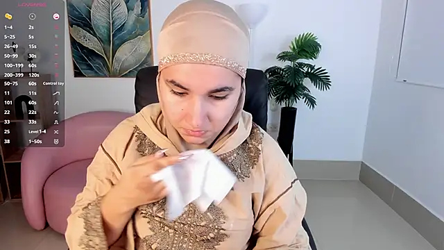 Ayha khalaf online show from October 9, 2025, 1:17 am